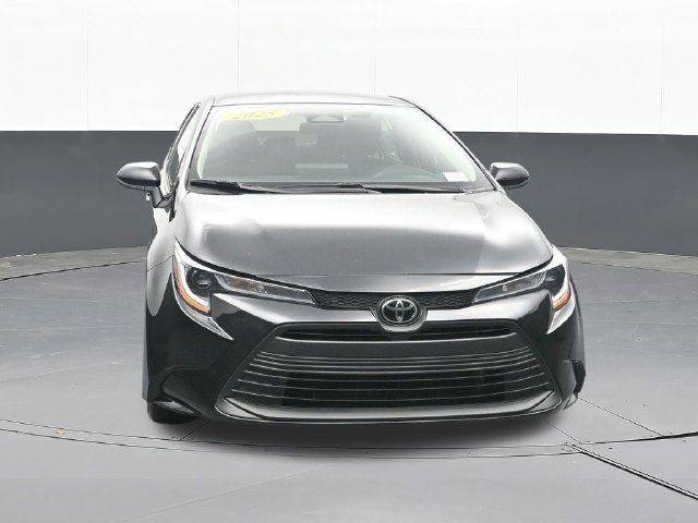 Used 2025 Toyota Corolla LE FWD image 20