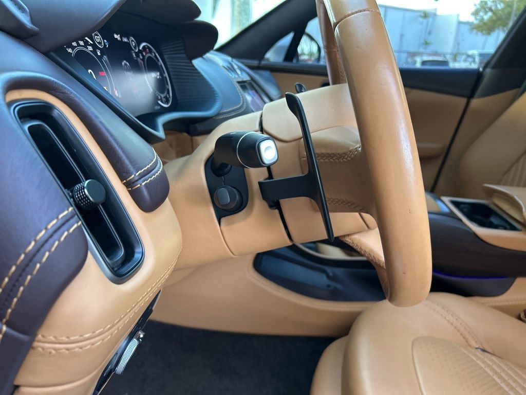 Used 2021 Aston Martin DBX AWD/4WD image 50