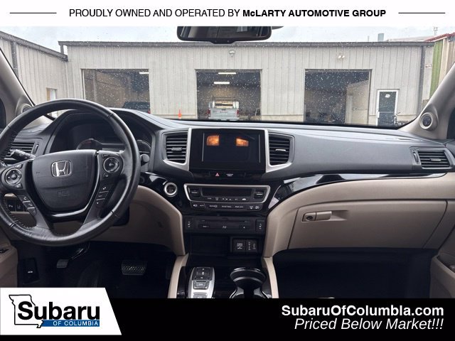 Used 2017 Honda Pilot Touring image 23