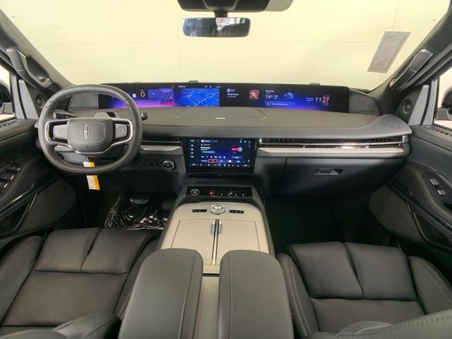 New 2025 Lincoln Navigator Reserve w/ Jet Appearance Package image 33