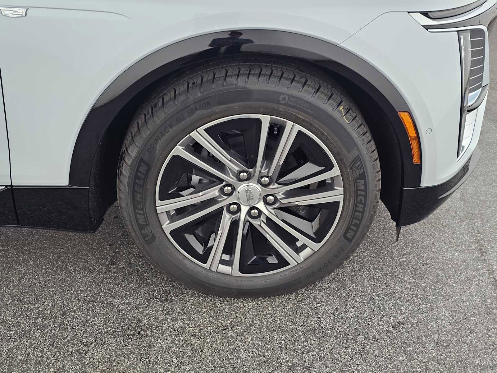 New 2026 Cadillac Lyriq Luxury w/ LPO, Floor Liner Package image 9