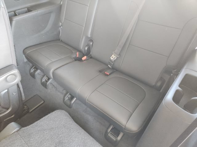 Used 2021 Chevrolet Traverse RS FWD image 30