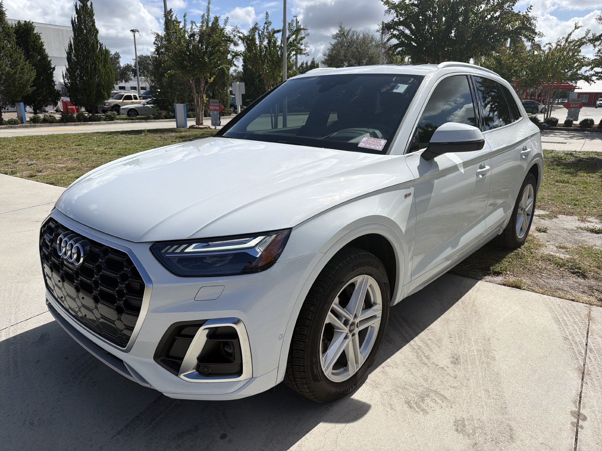 Used 2022 Audi Q5 e Prestige AWD/4WD image 8