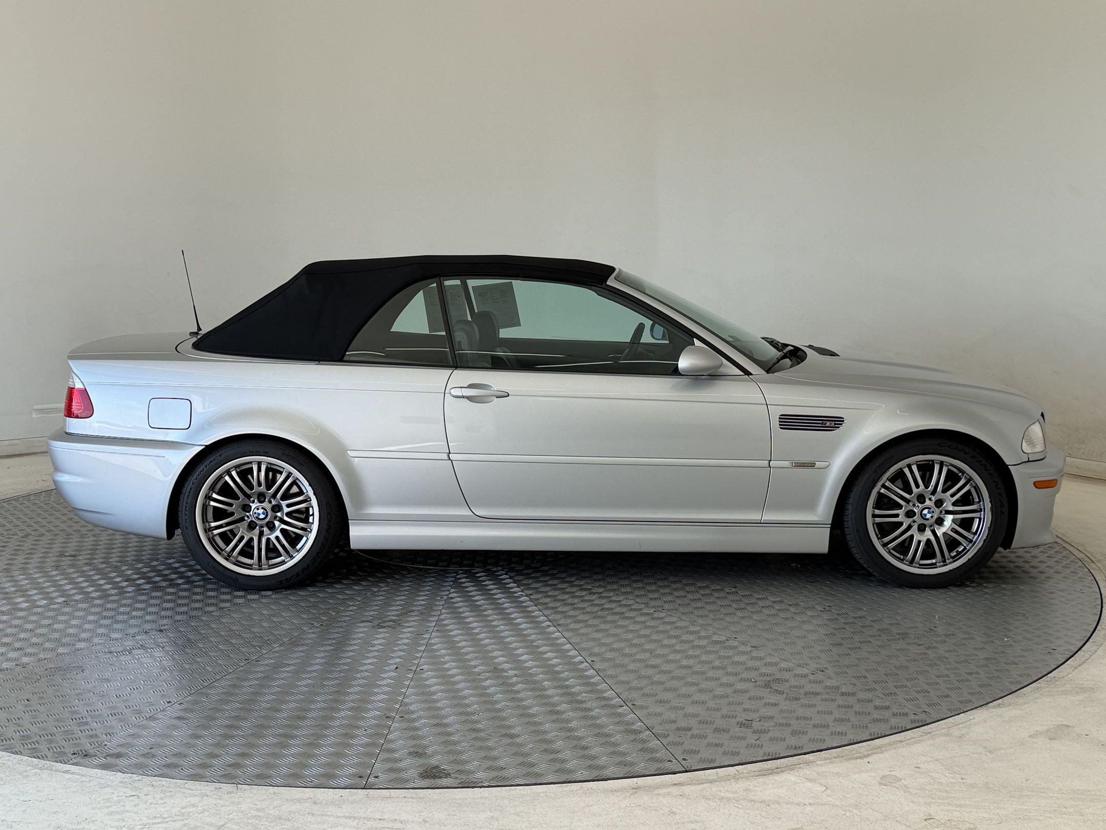 Used 2002 BMW M3 Convertible RWD image 8