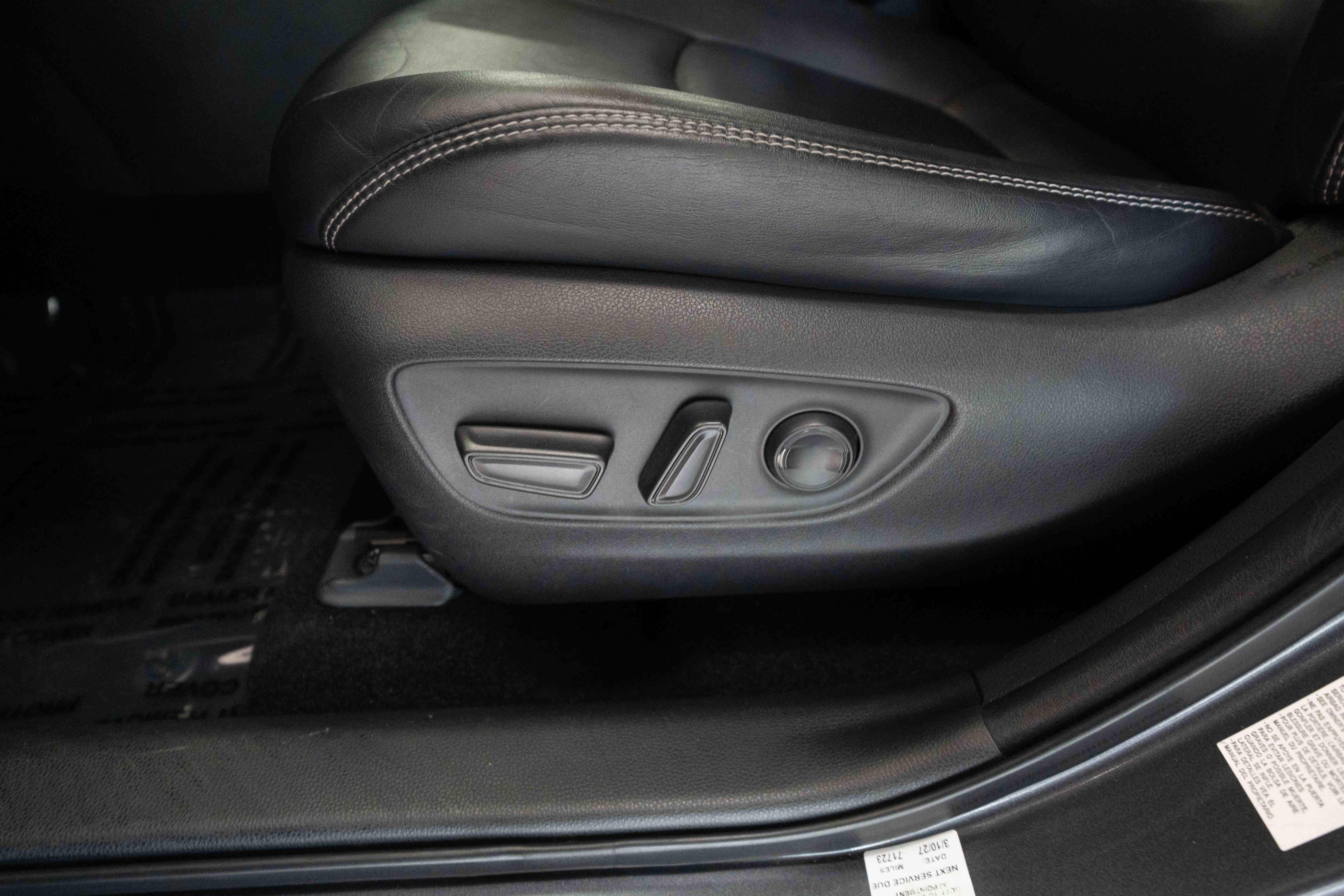 Used 2019 Toyota RAV4 XLE Premium w/ All Weather Liner Package AWD/4WD image 12