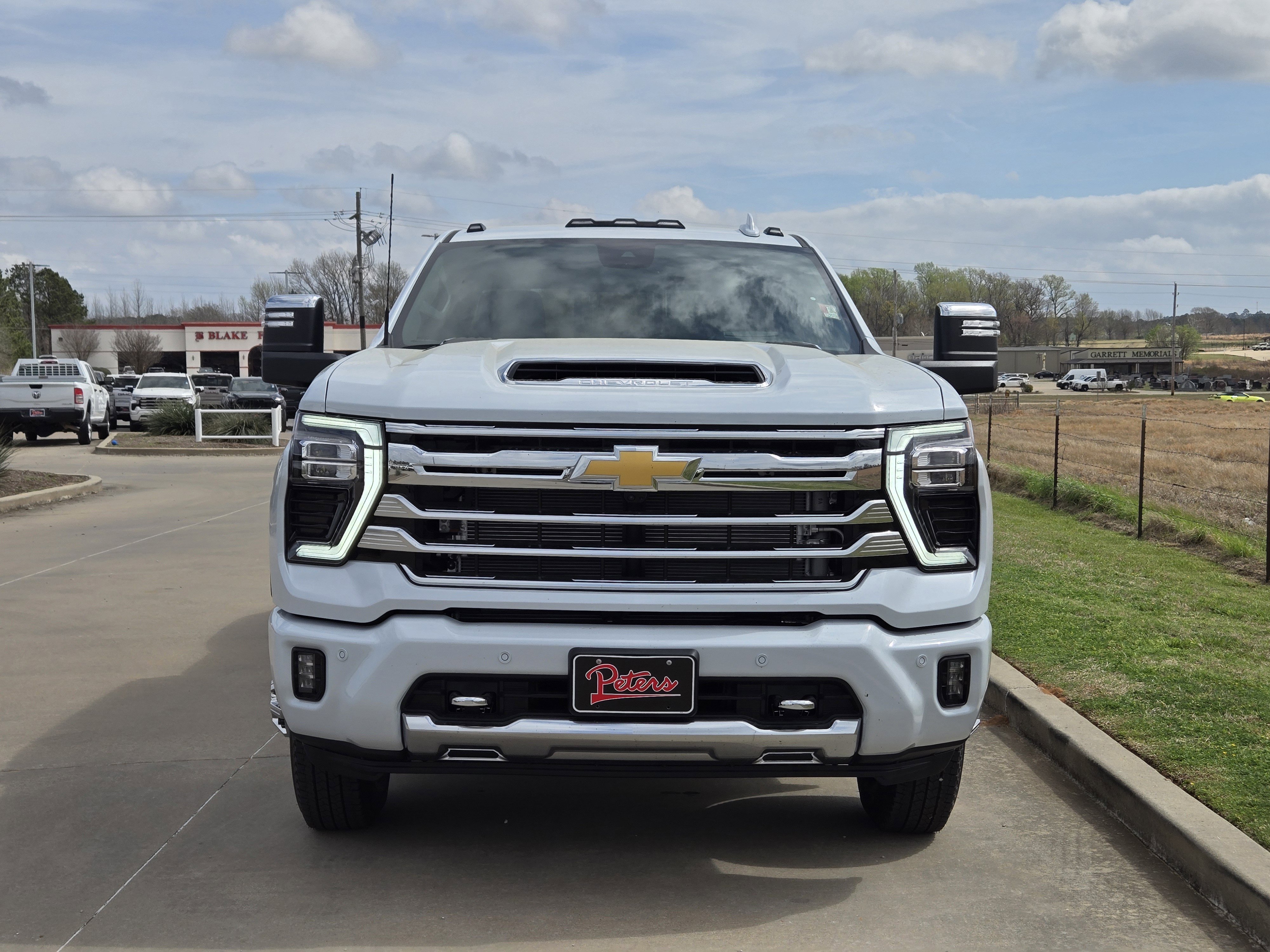 New 2026 Chevrolet Silverado 3500 High Country w/ Technology Package image 2