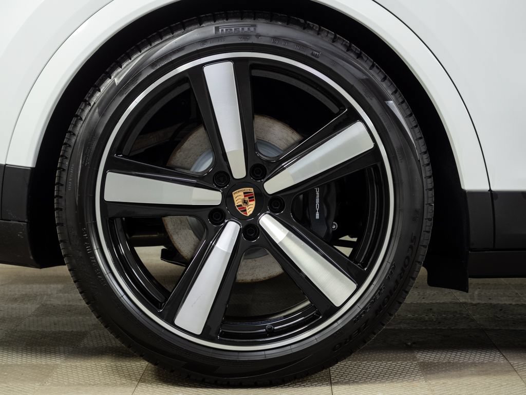 New 2026 Porsche Cayenne Coupe AWD/4WD image 40