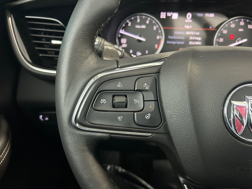 Used 2023 Buick Envision Avenir image 17