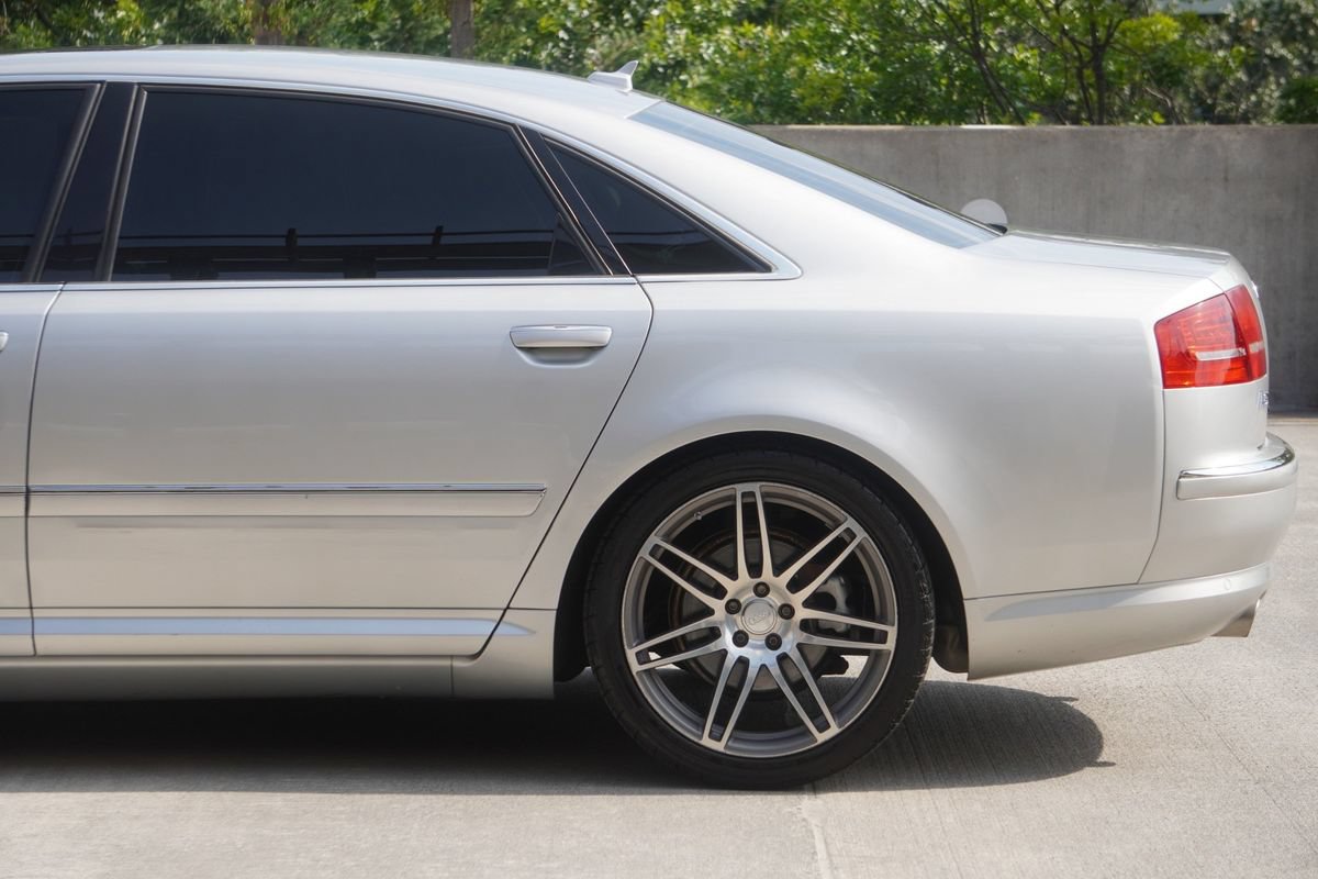 Used 2008 Audi A8 L 4.2 AWD/4WD image 32