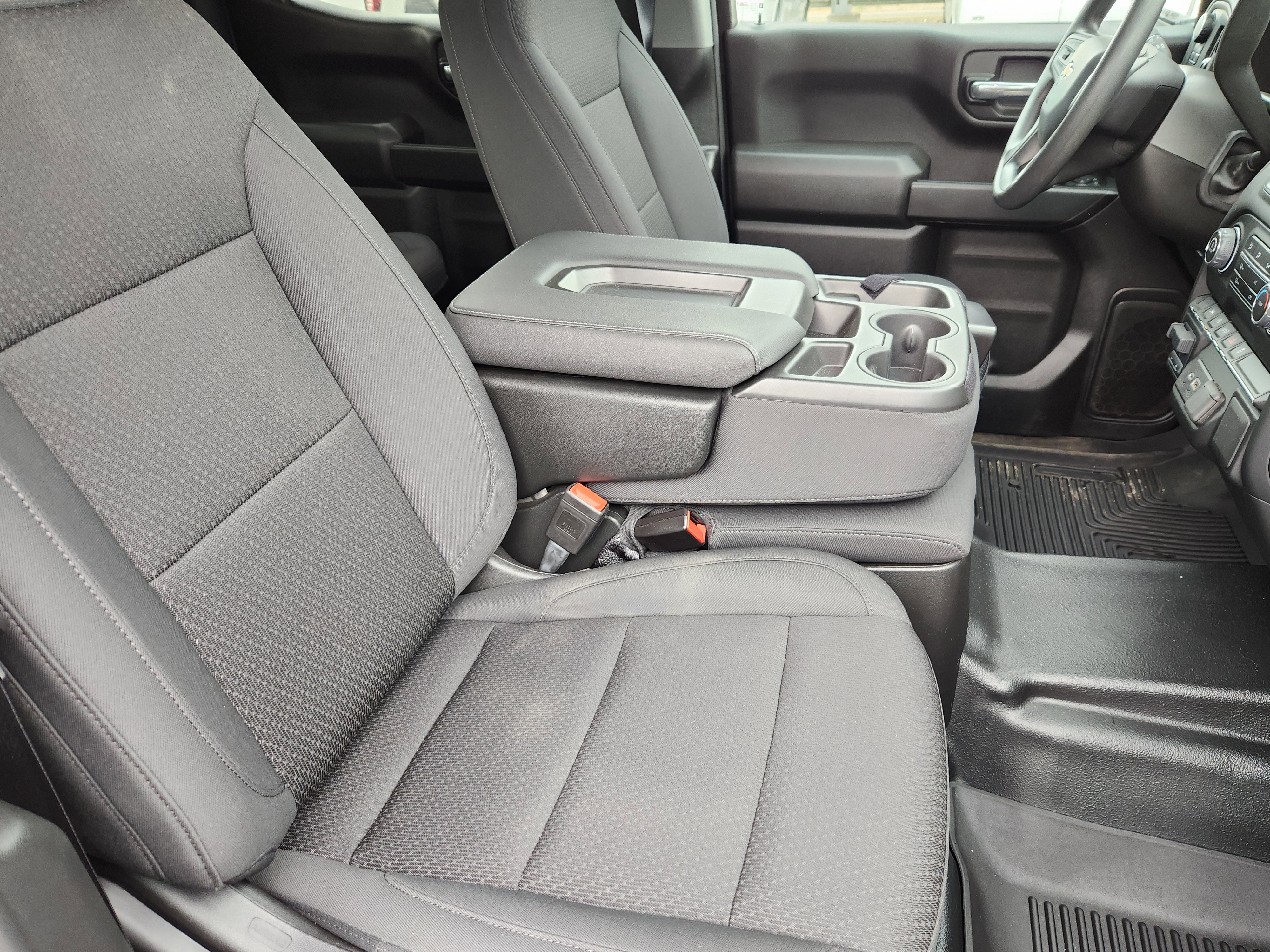 Used 2024 Chevrolet Silverado 1500 W/T image 15