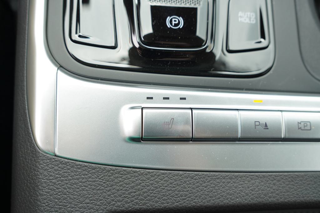 New 2027 Kia Carnival EX FWD image 16