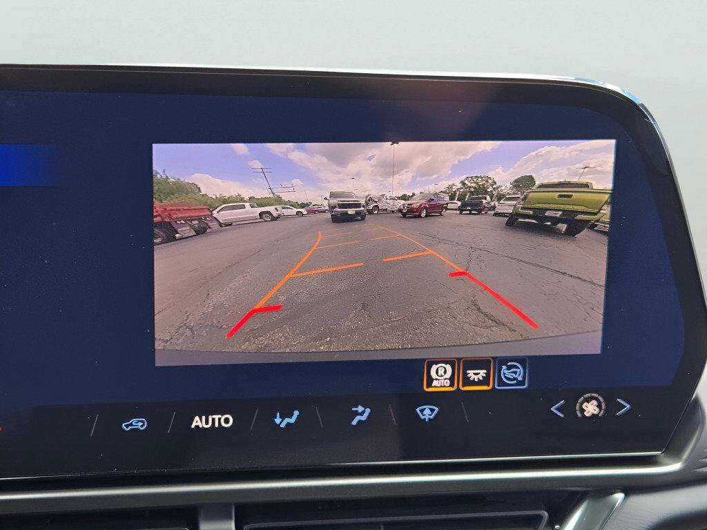 New 2026 Chevrolet Equinox EV LT FWD image 29