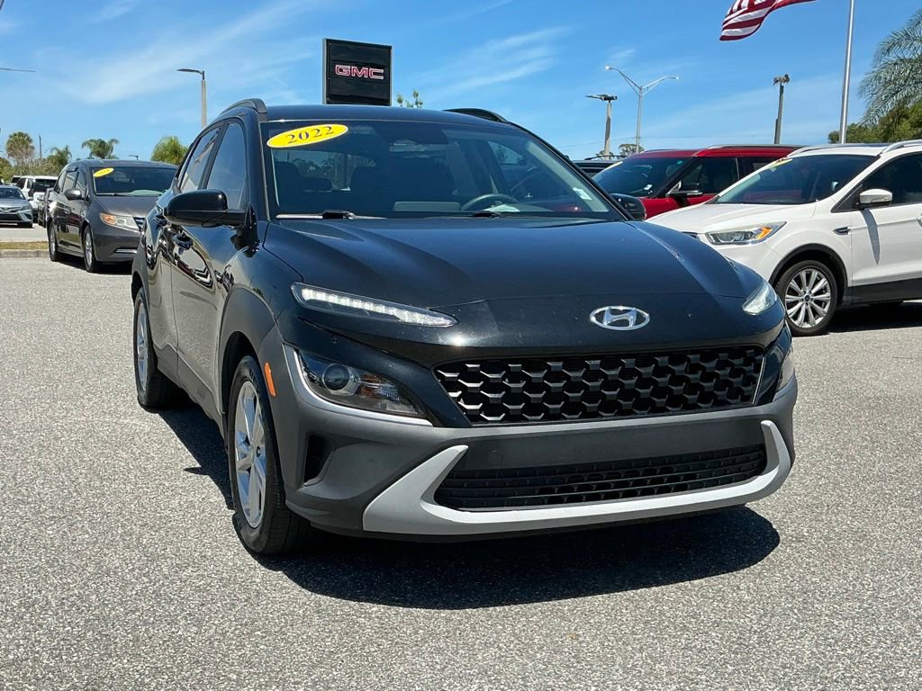 Used 2022 Hyundai Kona SEL w/ Cargo Package image 9