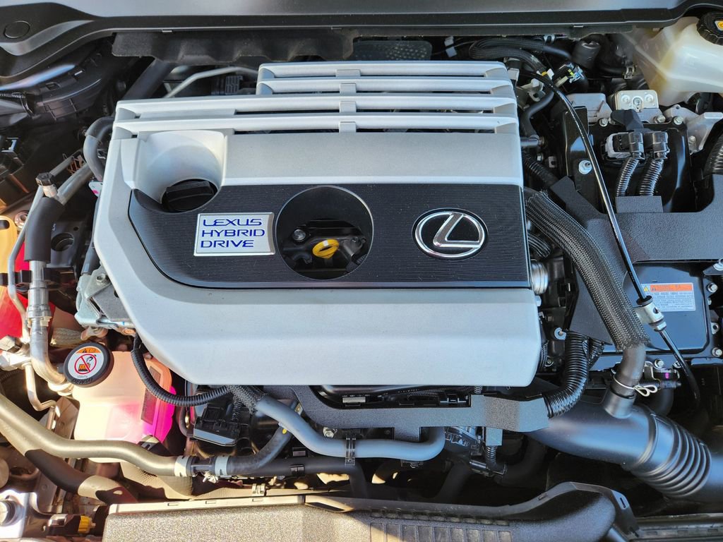 Used 2019 Lexus UX 250h AWD/4WD image 9
