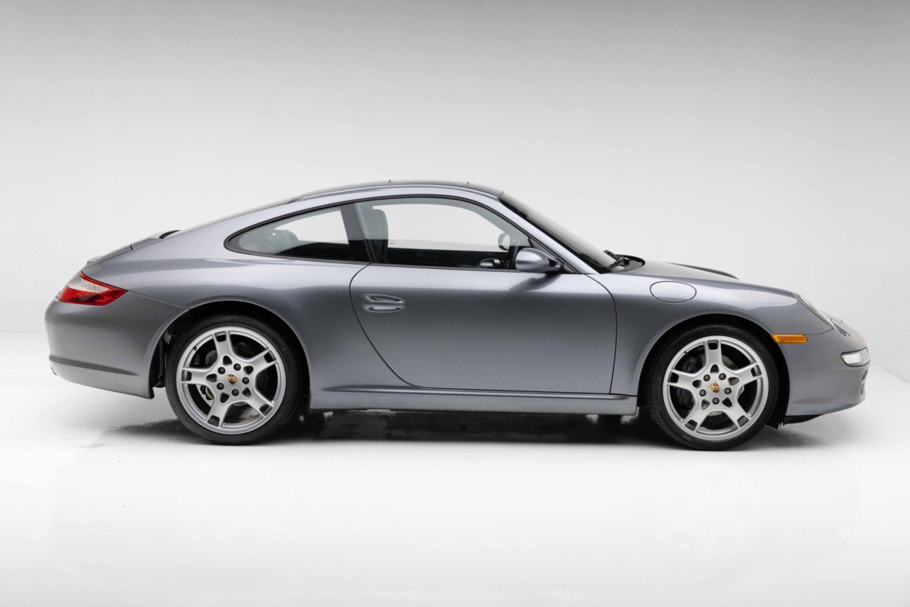 Used 2006 Porsche 911 Carrera RWD image 15