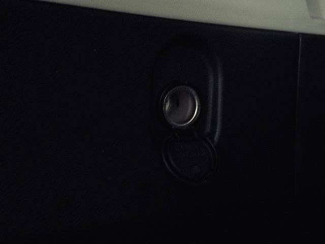 Used 2023 Nissan Rogue SL w/ SL Premium Package image 11