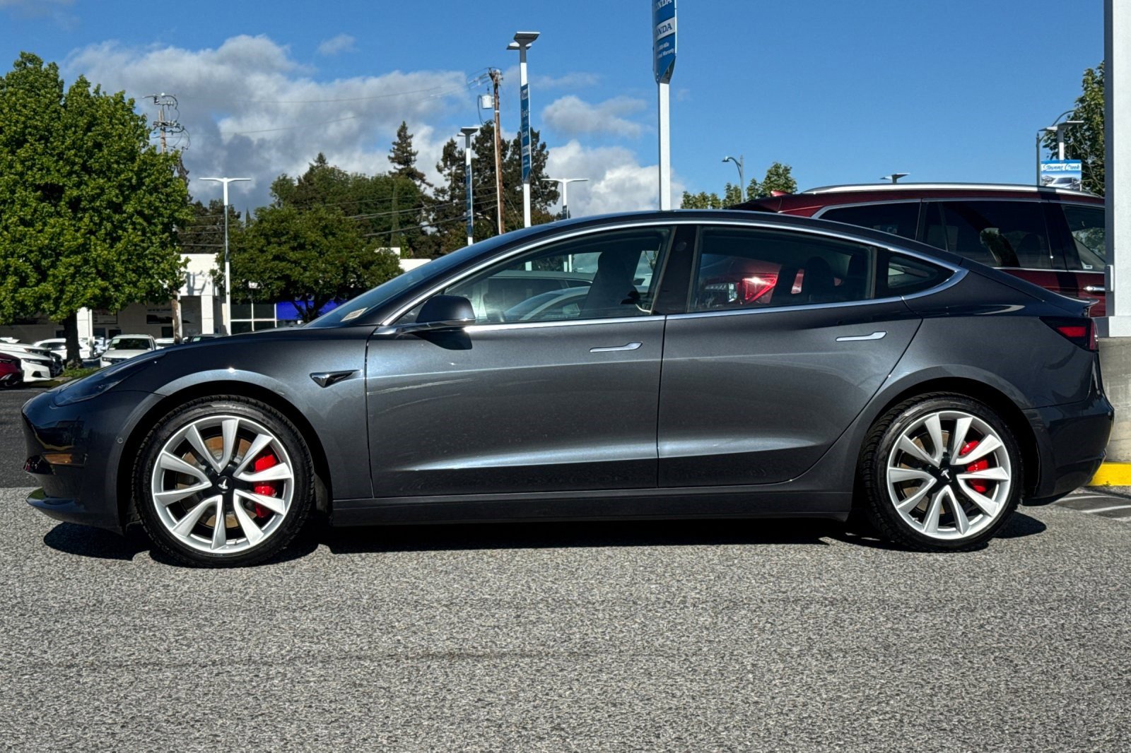 Used 2018 Tesla Model 3 Performance AWD/4WD image 2