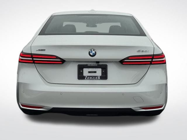 New 2026 BMW 530i xDrive w/ Premium Package image 7