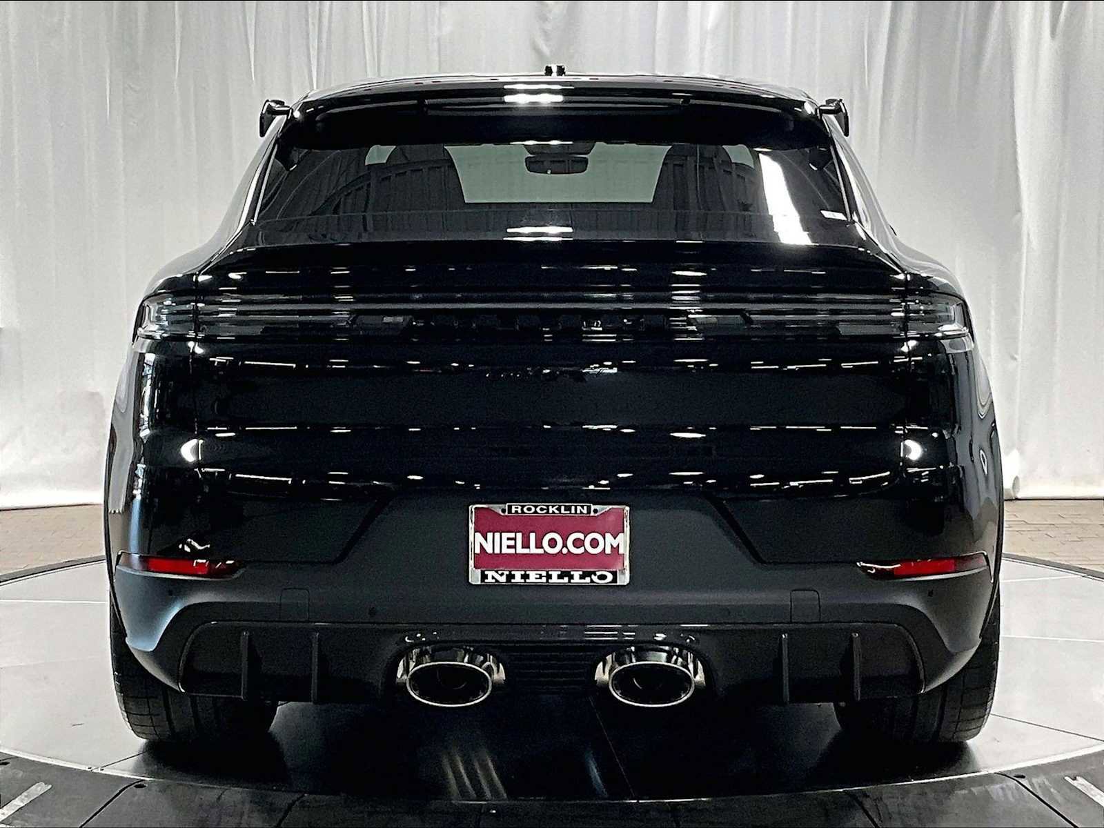 New 2026 Porsche Cayenne Turbo GT image 6