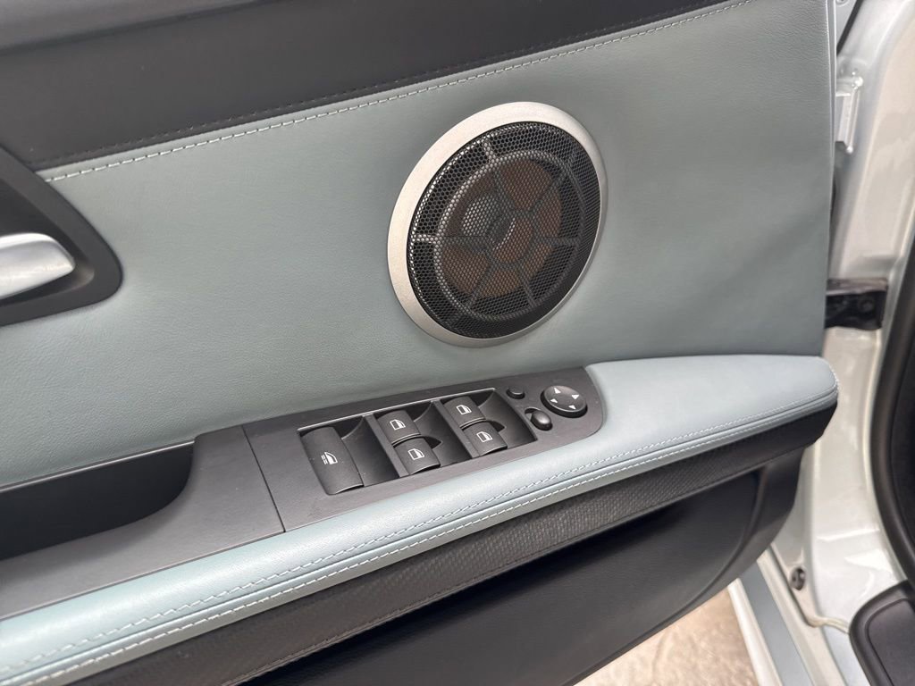 Used 2013 BMW M3 Convertible image 7