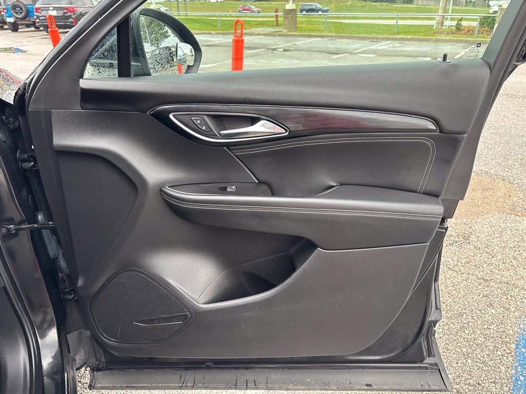 Used 2023 Buick Envision Essence FWD image 27