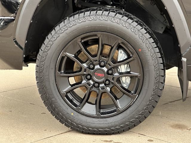 Used 2024 Toyota Tundra SR5 AWD/4WD image 9