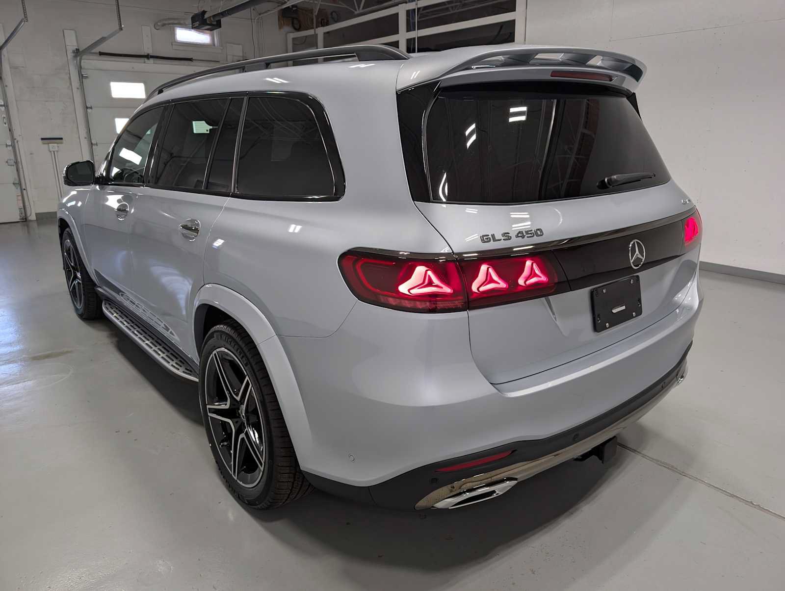 New 2027 Mercedes-Benz GLS 450 4MATIC image 9