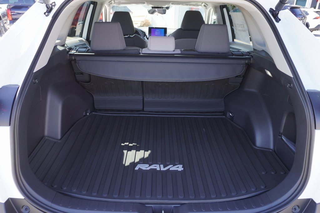 New 2025 Toyota RAV4 XLE image 5
