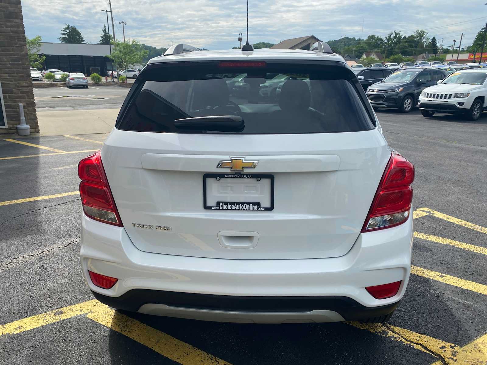 Used 2022 Chevrolet Trax LT w/ LT Convenience Package AWD/4WD image 12