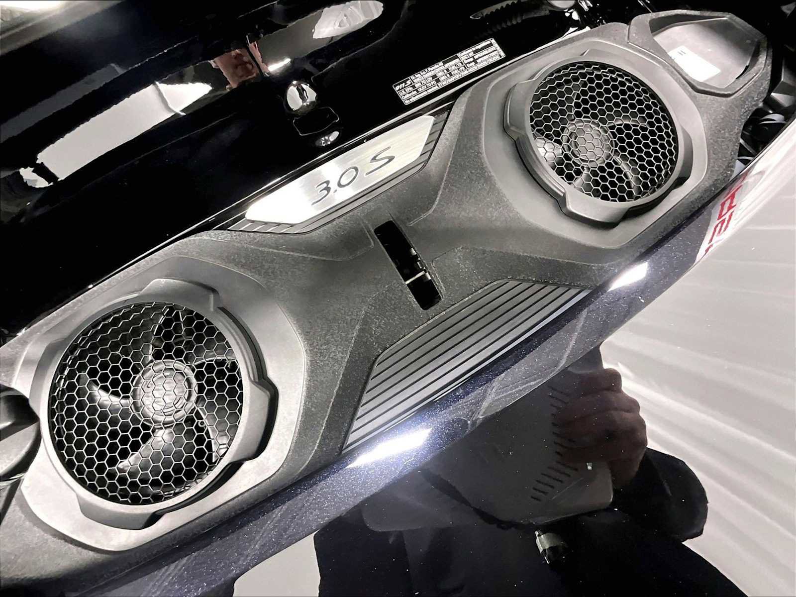 Used 2021 Porsche 911 Carrera S image 36