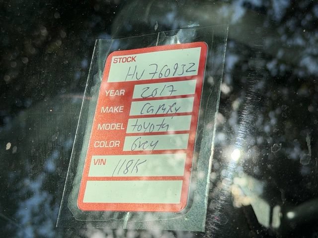Used 2017 Toyota Camry SE FWD image 10