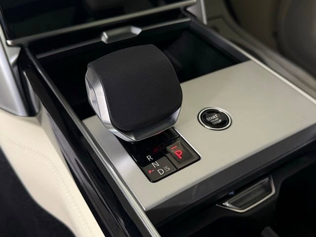 New 2026 Land Rover Range Rover SE AWD/4WD image 29