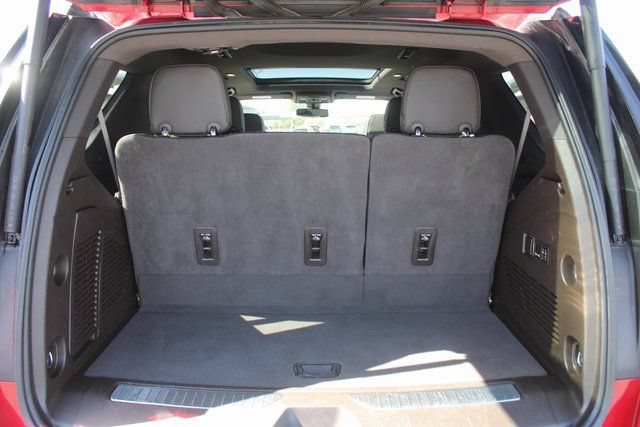 Used 2022 GMC Yukon Denali AWD/4WD image 5
