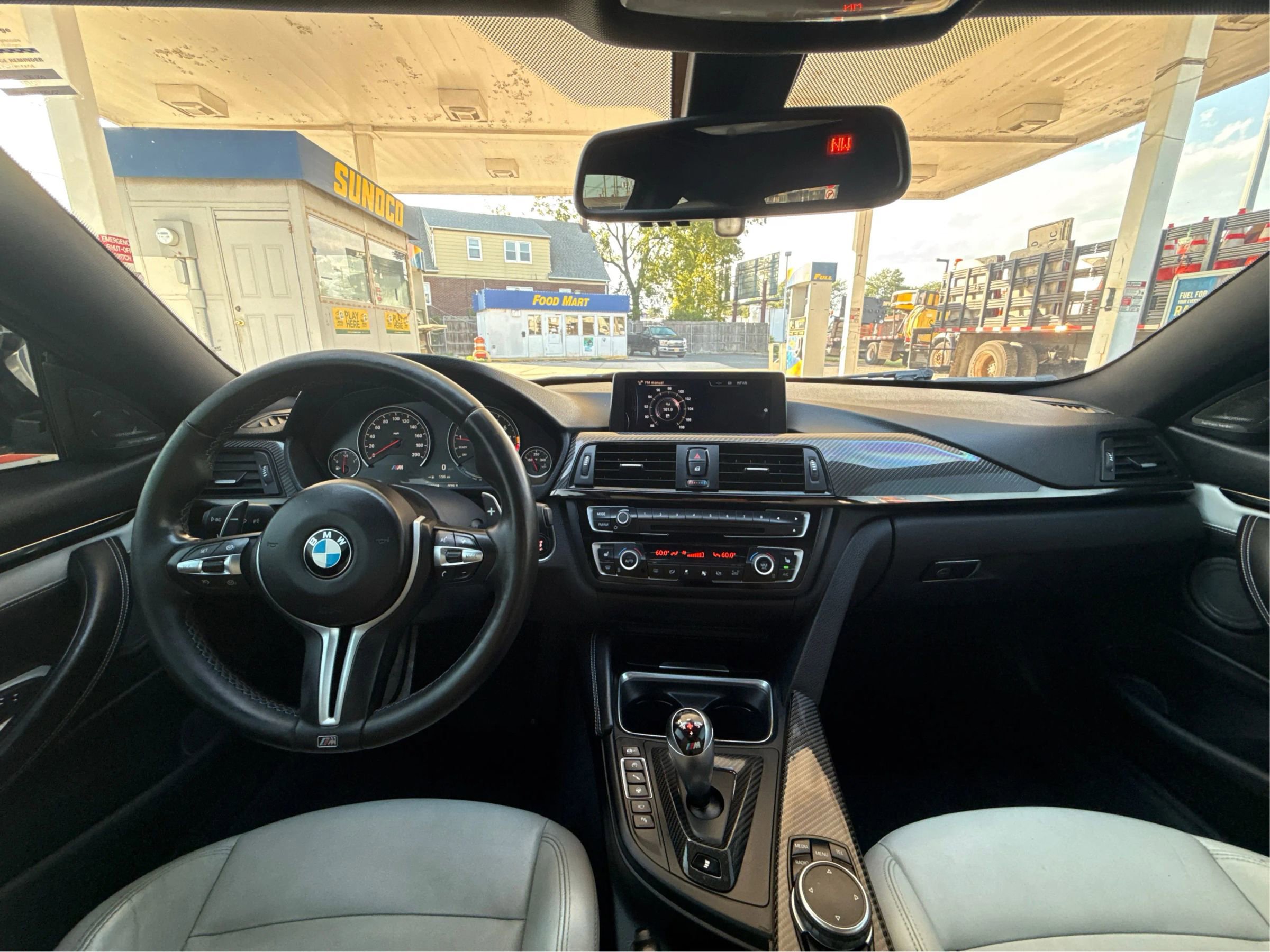 Used 2015 BMW M4 Coupe image 25