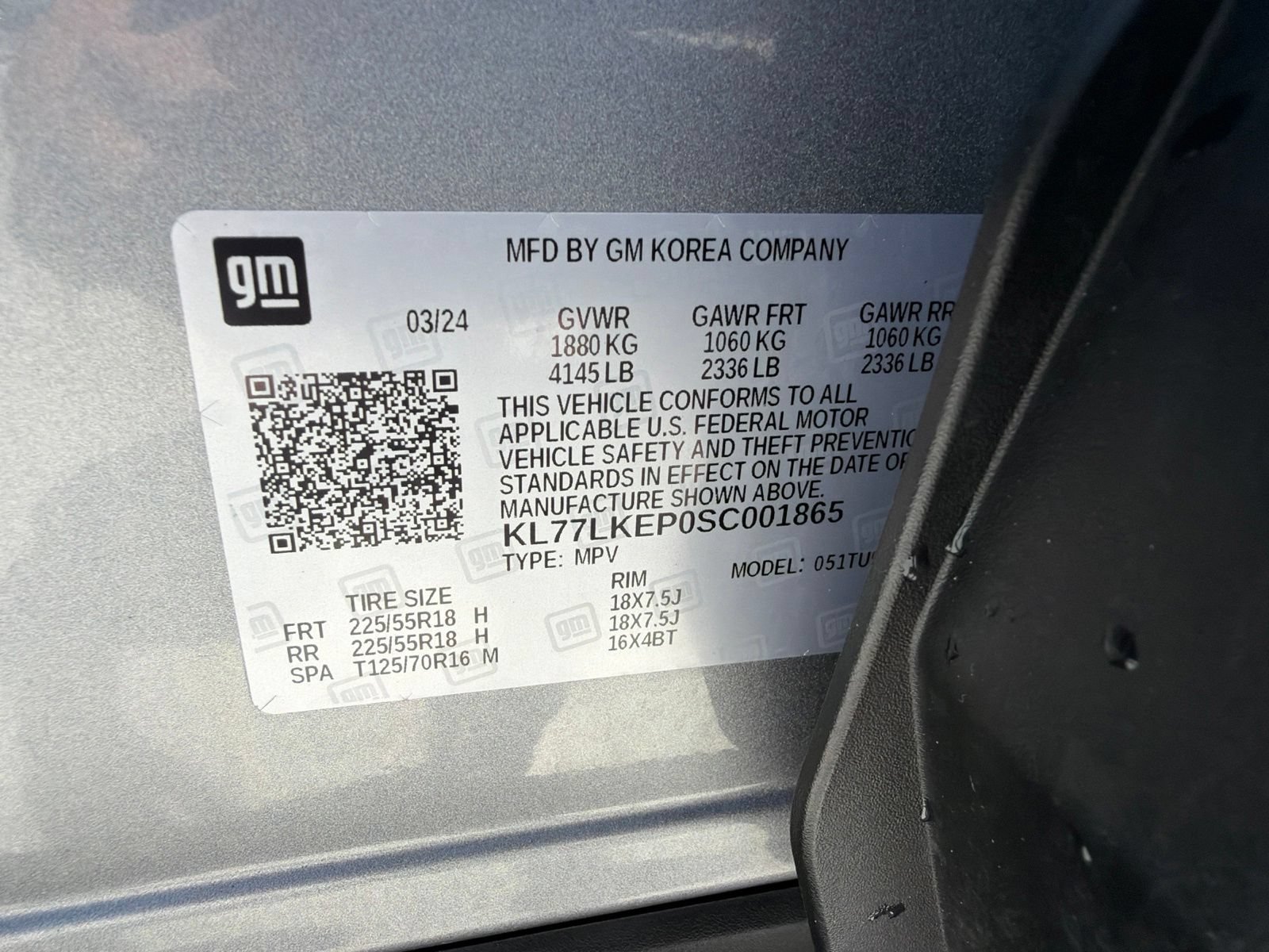 Used 2025 Chevrolet Trax ACTIV w/ Sunroof Package FWD image 39