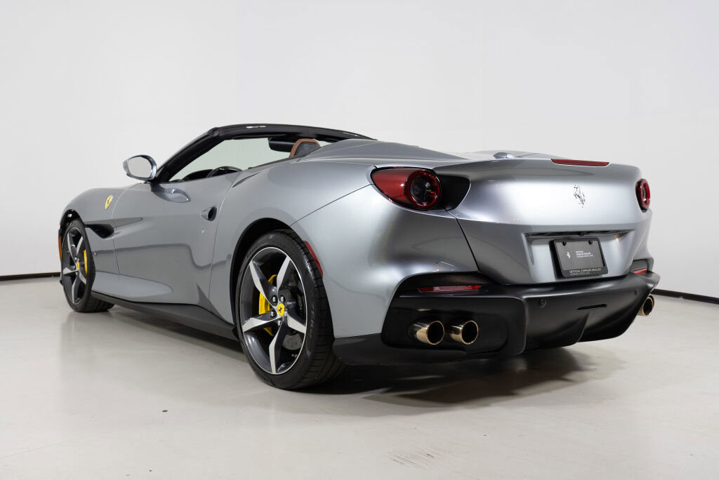 Used 2022 Ferrari Portofino M image 8
