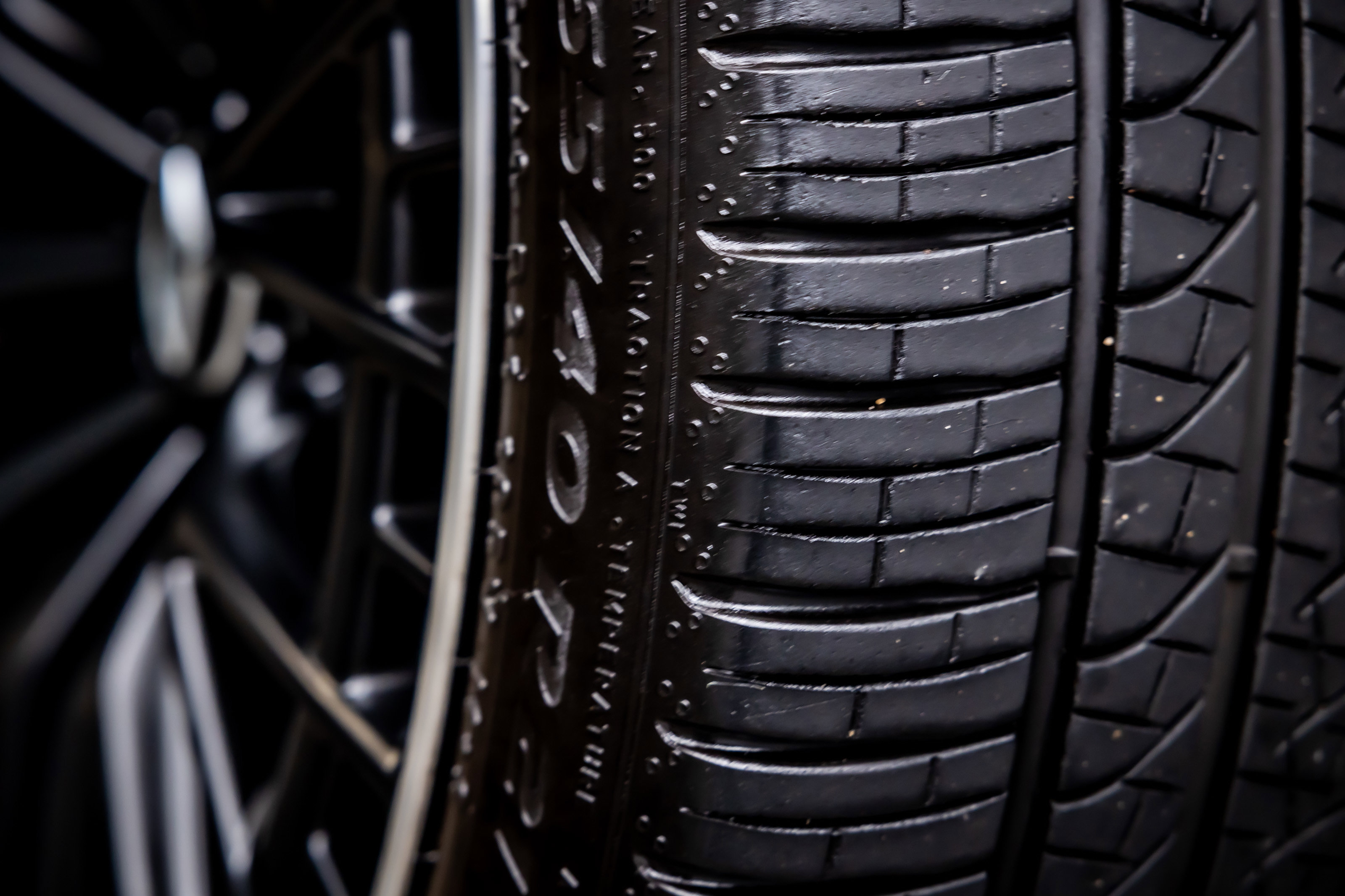 Used 2024 Mercedes-Benz GLC 43 AMG 4MATIC image 24