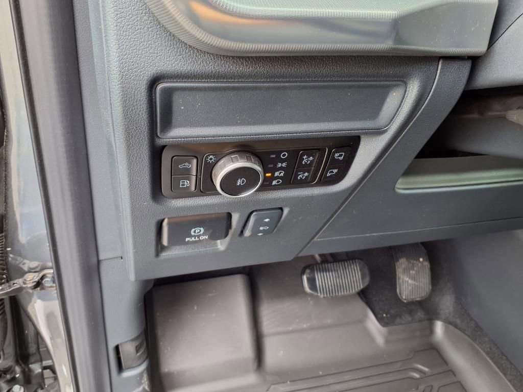 New 2025 Ford F150 Lariat w/ Equipment Group 502A High image 10