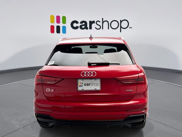 Used 2020 Audi Q3 2.0T Premium Plus w/ Premium Plus Package image 4