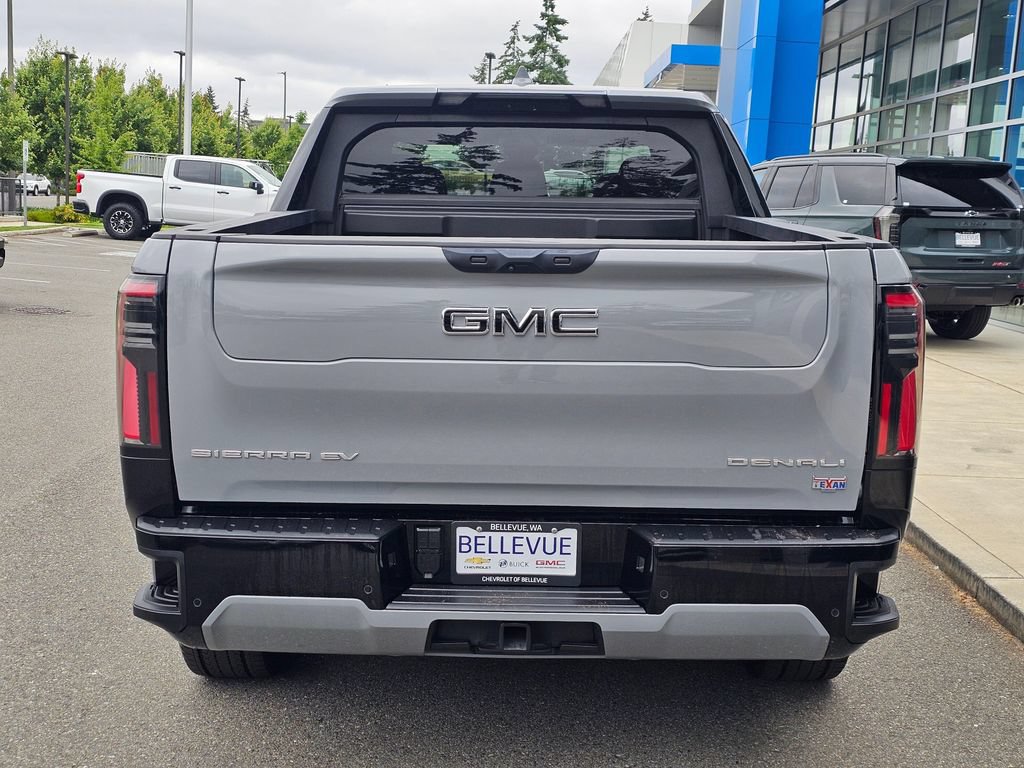 Used 2025 GMC Sierra EV Denali AWD/4WD image 4