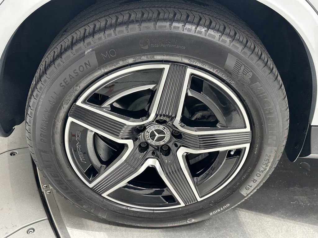 Certified 2024 Mercedes-Benz GLC 300 4MATIC image 19
