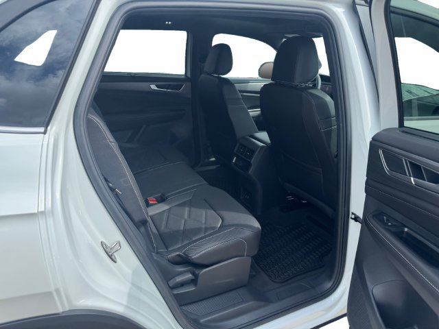 New 2026 Volkswagen Atlas Cross Sport SE FWD image 12