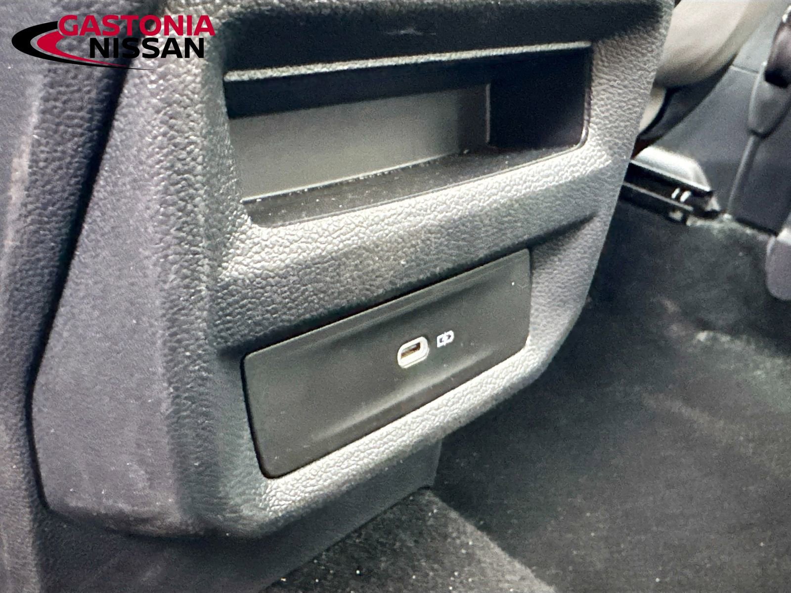 Used 2024 Volkswagen Taos SE image 33