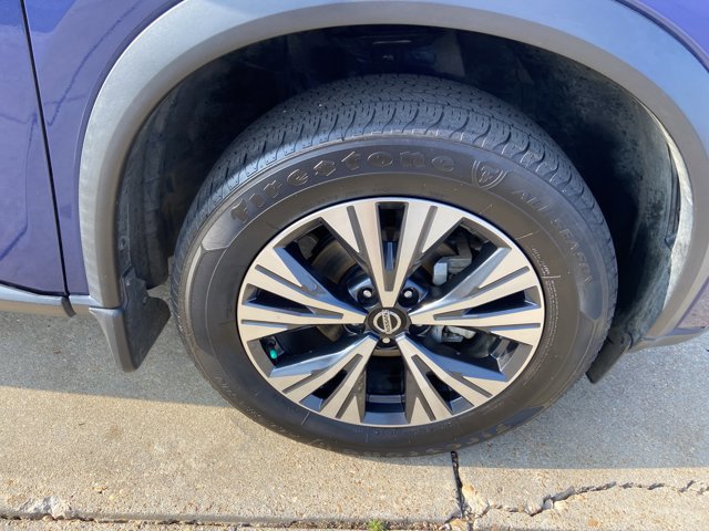 Used 2021 Nissan Rogue SV w/ Premium Package FWD image 32