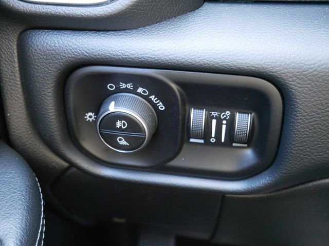 Used 2019 RAM 2500 Big Horn image 26