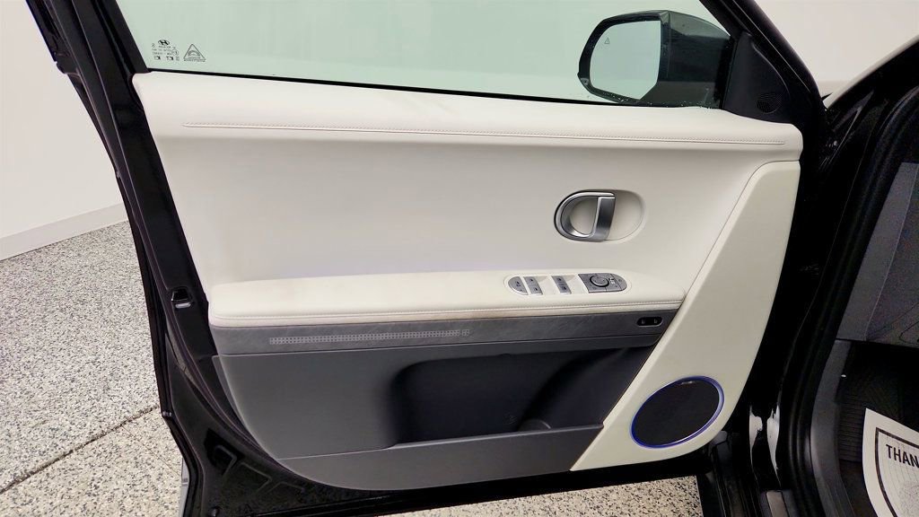 Used 2023 Hyundai Ioniq 5 Limited AWD/4WD image 10
