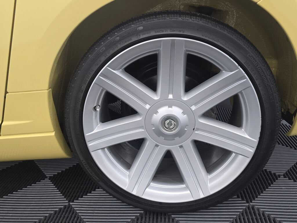 Used 2005 Chrysler Crossfire Limited RWD image 31