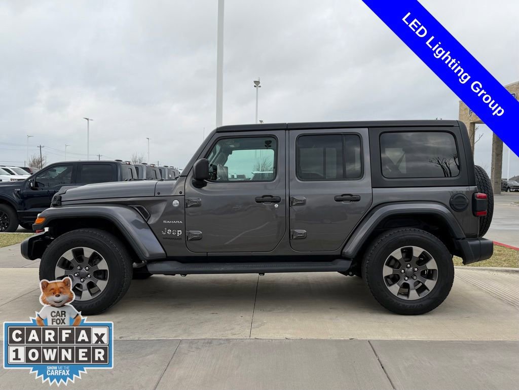 Used 2018 Jeep Wrangler Unlimited Sahara w/ Dual Top Group image 10