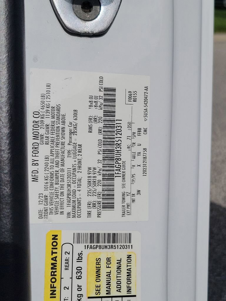 Used 2024 Ford Mustang Premium RWD image 30