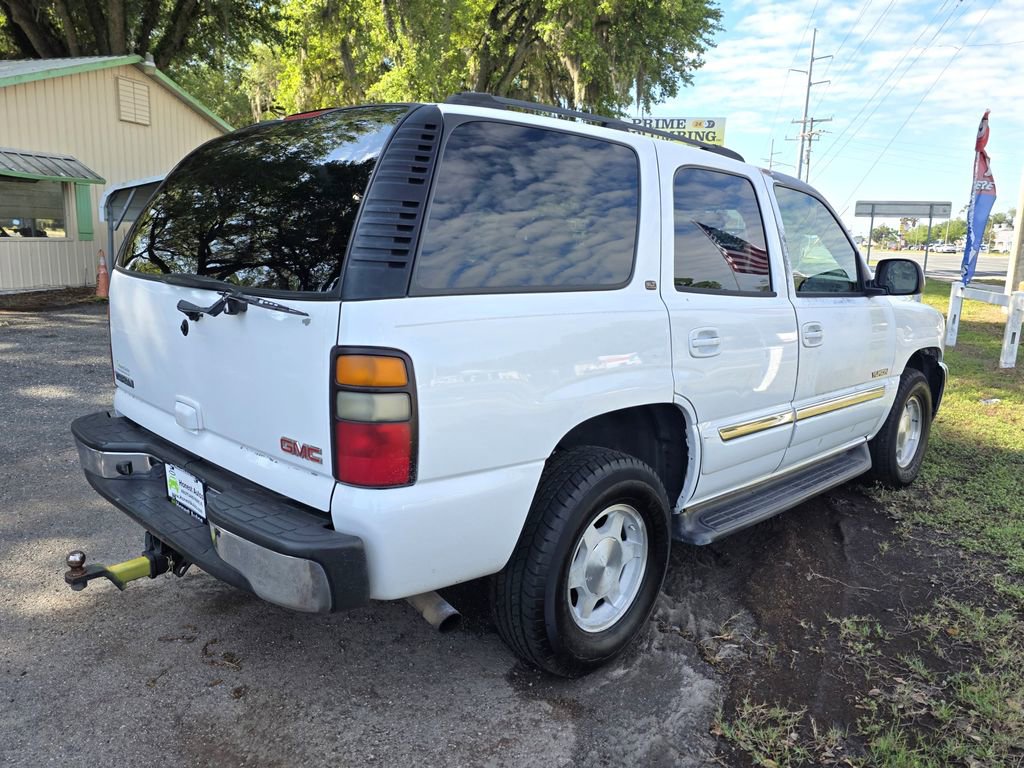 Used 2005 GMC Yukon SLT w/ SLT Preferred Equipment Group AWD/4WD image 3